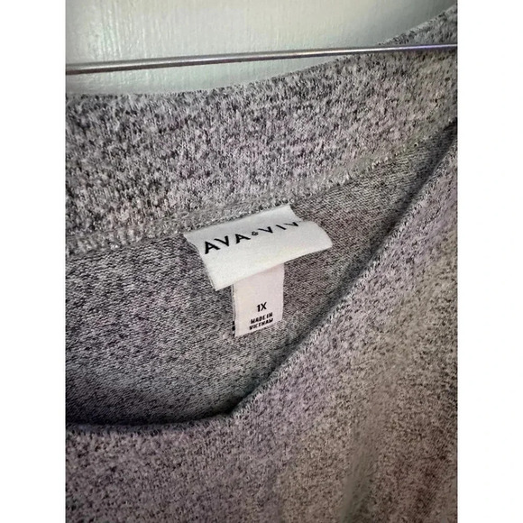 Ava & Viv Women’s size 1x Gray Sweater - Picture 3 of 7